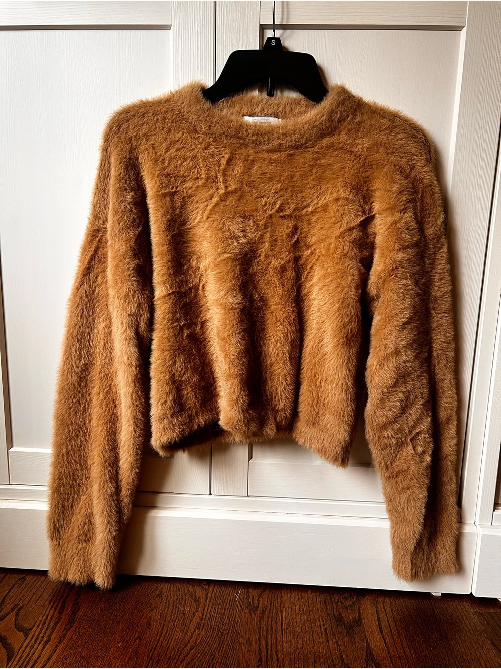 Pink Woman Cozy Sweater in Camel Brown